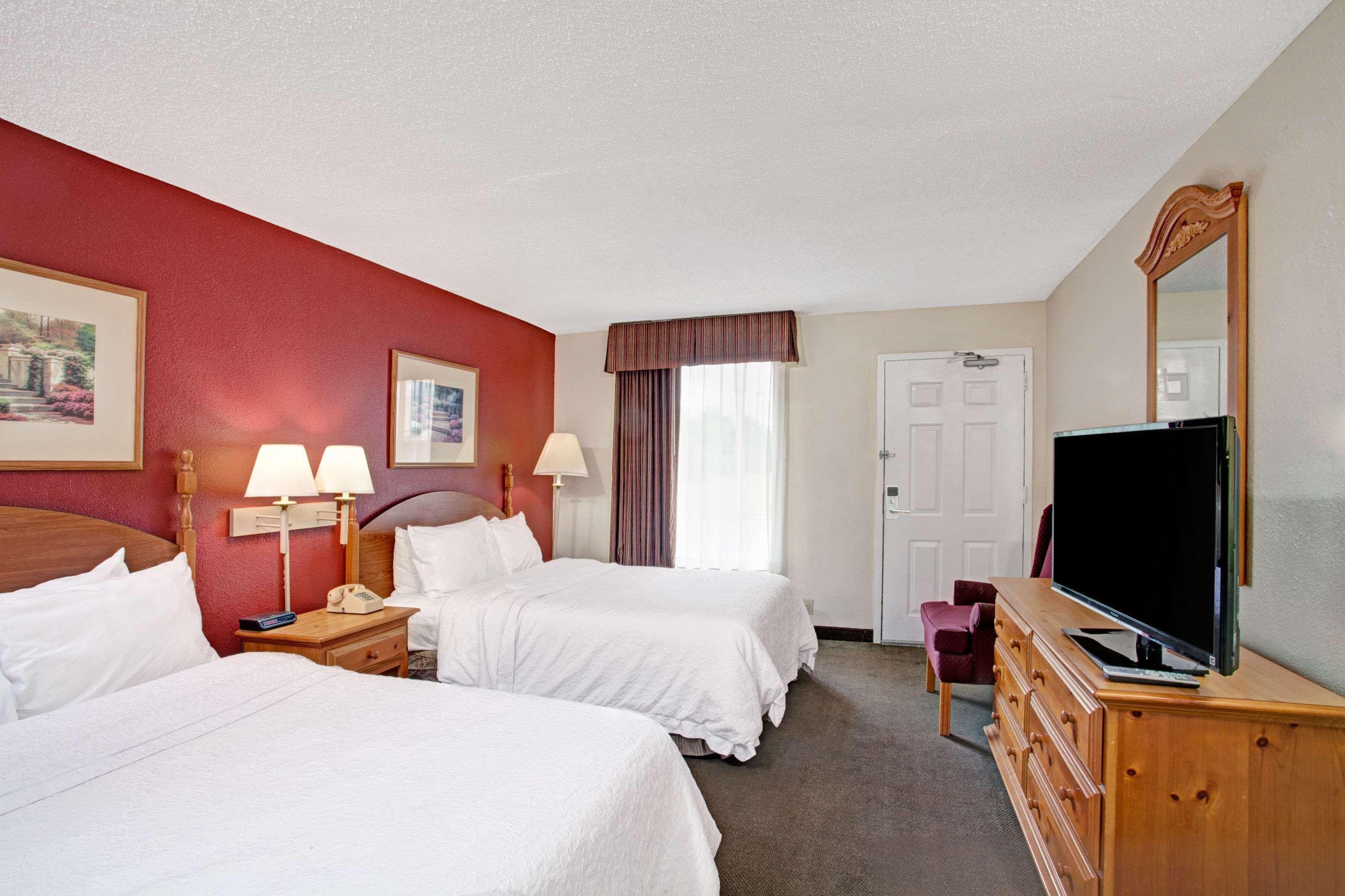 Days Inn & Suites By Wyndham Collierville Germantown Area Eksteriør bilde
