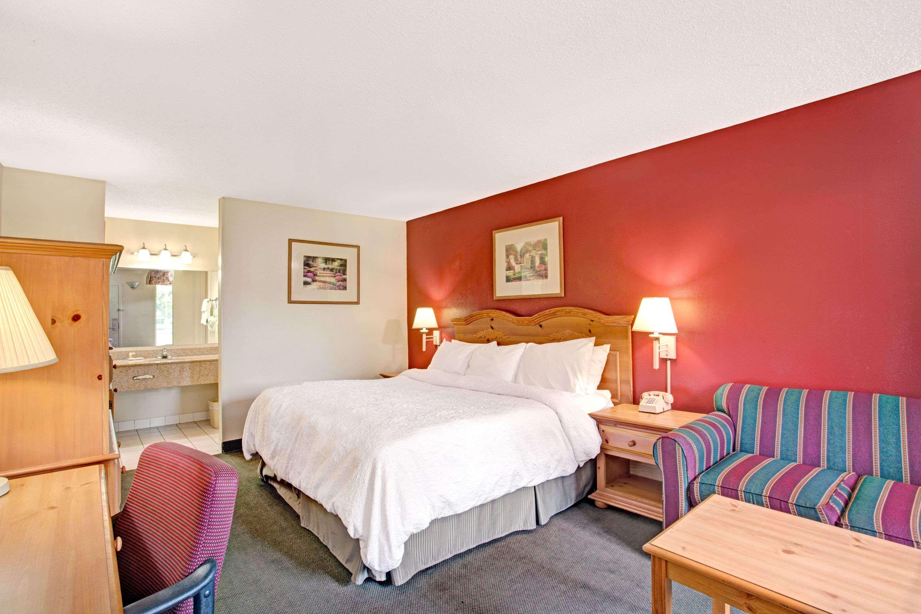 Days Inn & Suites By Wyndham Collierville Germantown Area Eksteriør bilde