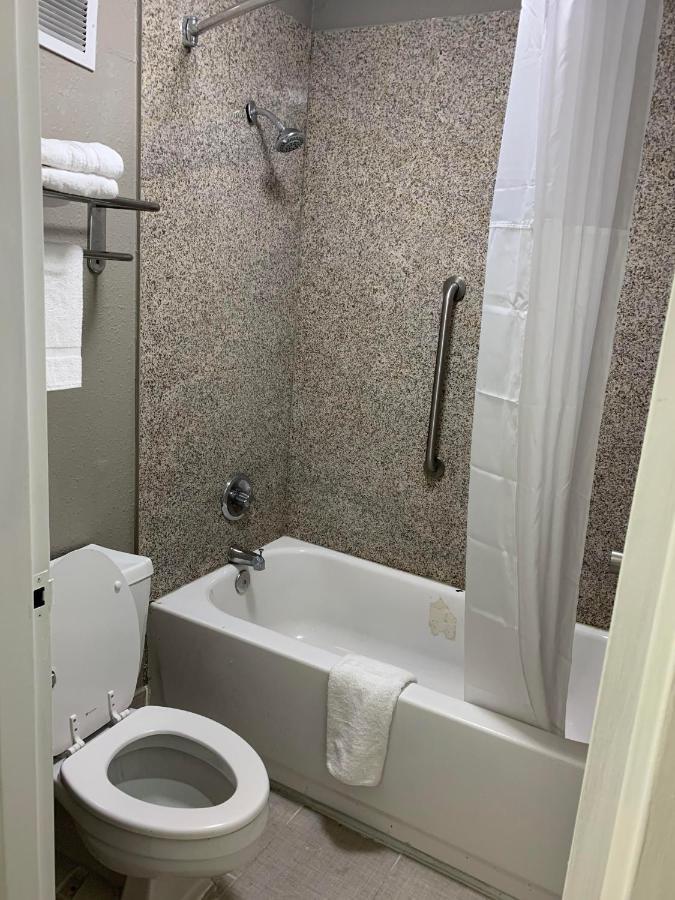 Days Inn & Suites By Wyndham Collierville Germantown Area Eksteriør bilde